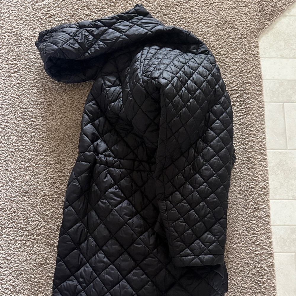 Athleta Quilted Black Puffer Coat